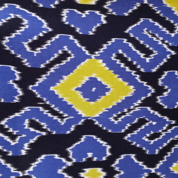 💙Doncaster💙 - Blue/Black/Yellow Aztec Print Skirt - Picture 5 of 11